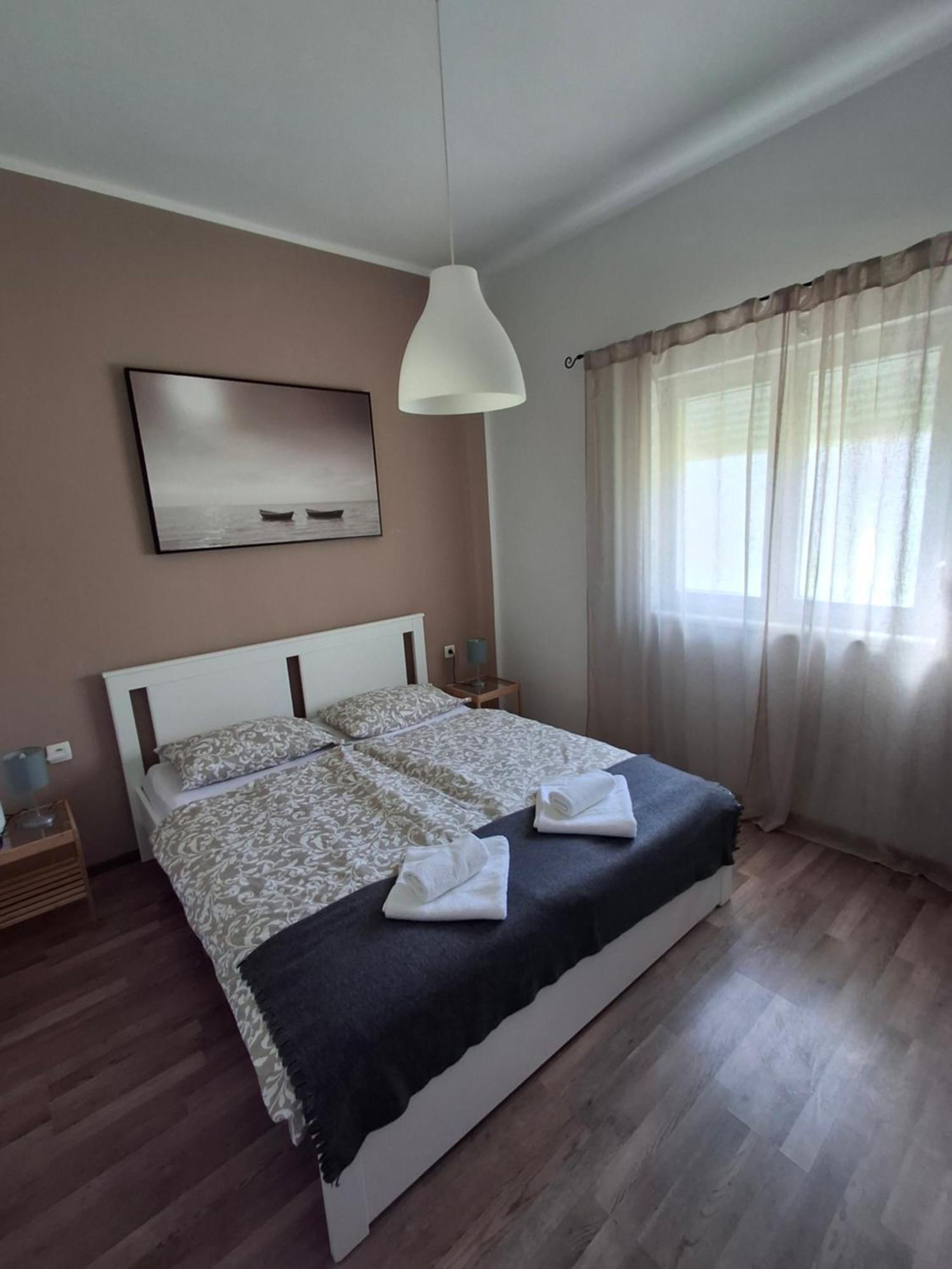 Apartmani Alma Pula Exterior photo